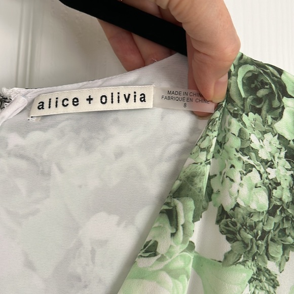 ALICE + OLIVIA | Sion Sunburst Pleated Maxi Dress NWT size 8 - Picture 6 of 7